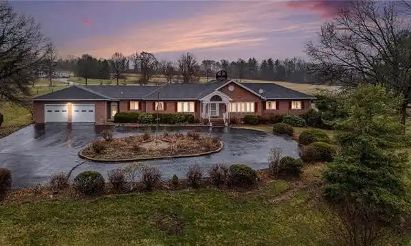 EXCEPTIONAL RANCH HOME ON FIVE ACRES