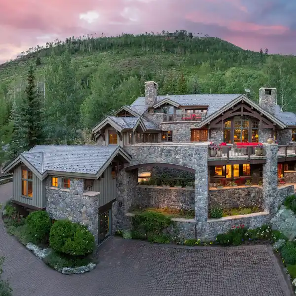 LUXURIOUS ARCHITECTURAL GEM ABOVE VAIL VILLAGE