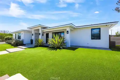 Modern Rossmoor Estate
