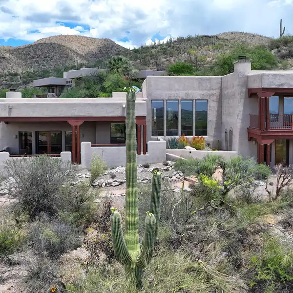 DESERT OASIS IN PRESTIGIOUS REDINGTON RANCH