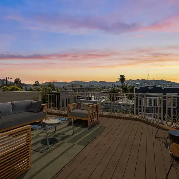 EXCEPTIONAL HOUSE-LIKE CONDO