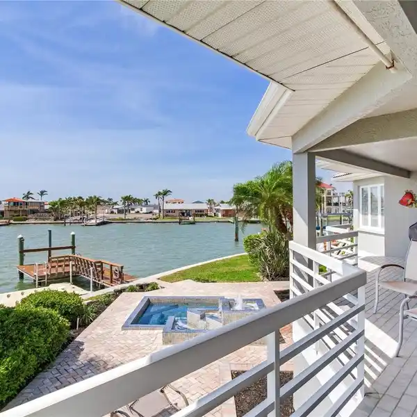 ELEVATED CUSTOM CONTEMPORARY WATERFRONT HOME