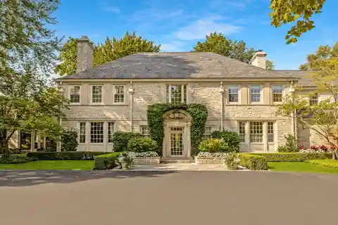 One of the Finest Home in River Hills