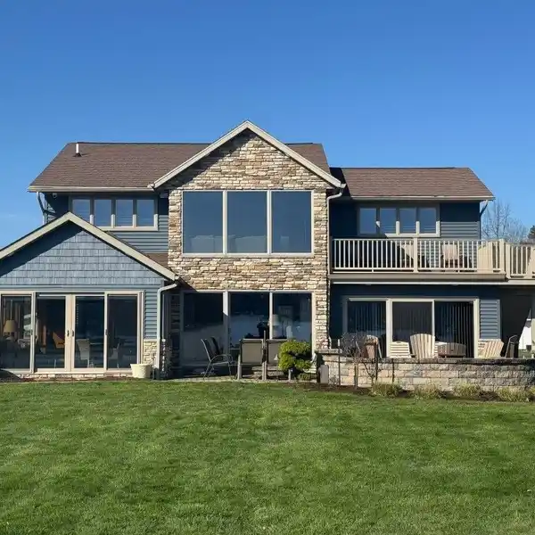MARVELOUS LAKEFRONT HOME