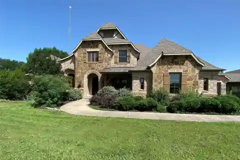 Breathtaking East Texas Estate on 30 Acres