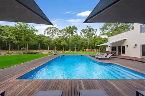 Stylish Three Bedroom Rental on Three Private Acres