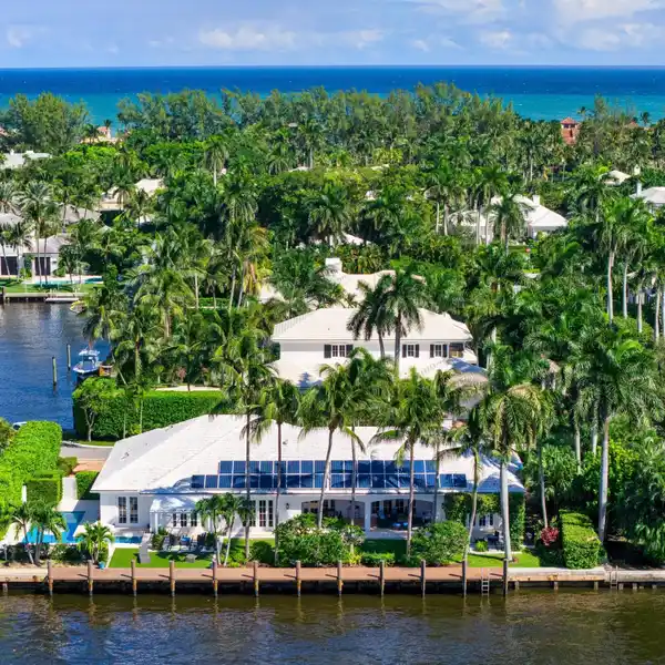 TOTALLY RENOVATED BERMUDA-INSPIRED ESTATE