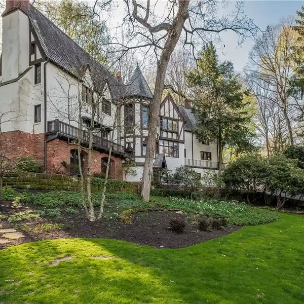 ARCHITECT DEIGNED AND BUILT AUTHENTIC ENGLISH TUDOR STYLE HOME