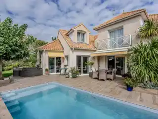 Completely and Carefully Renovated Villa