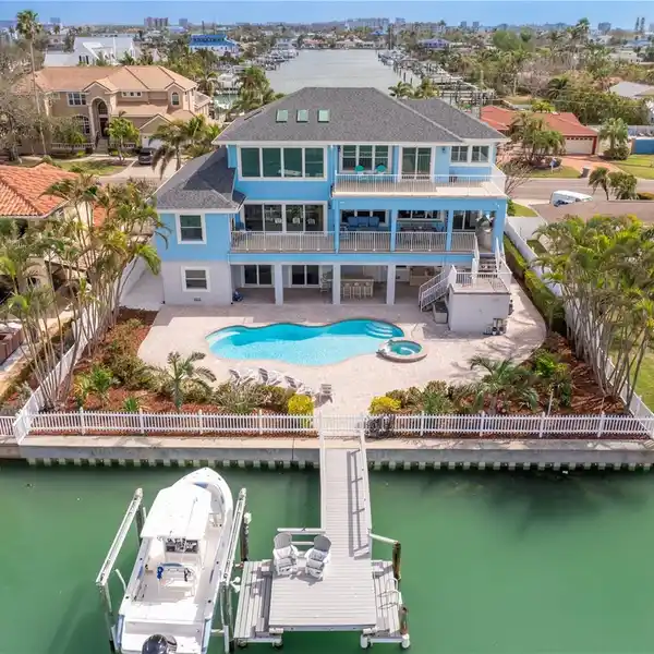 AMAZING WATERFRONT HOME ON A DEEP CANAL