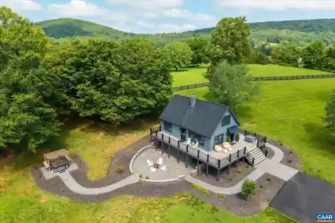 Stunning Gated Country Estate