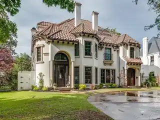 Spacious Highland Park Condo Near Downtown