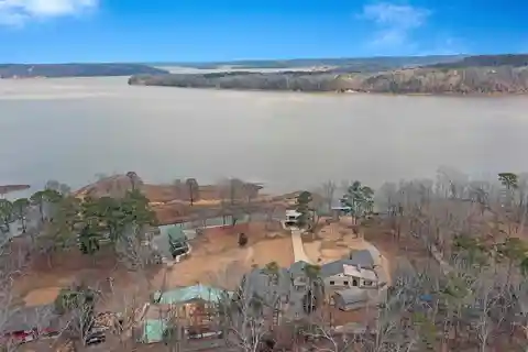 Spectacular Waterfront Estate