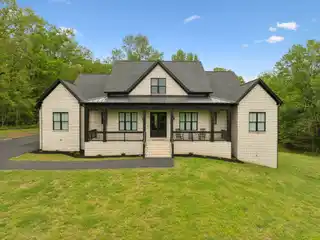 Luxury and Comfort on 18.62 Acres