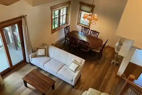 Recently Updated Condo in the Pines at Orehouse Plaza