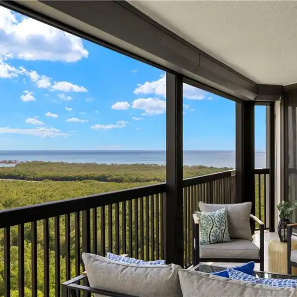 ELEVATED LIVING IN THE DORCHESTER
