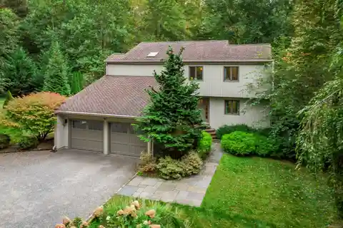 Scandinavian Simplicity Meets California Warmth