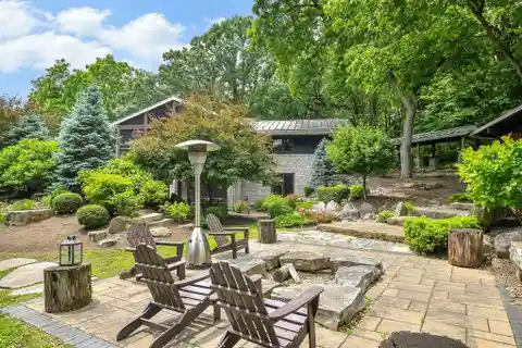 Striking Modern Home on Nearly Seven Wooded Acres