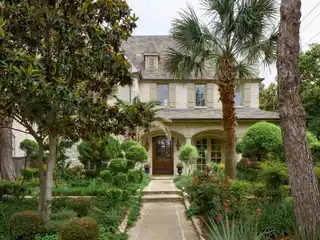 Elegant Home with Pool and Game Room