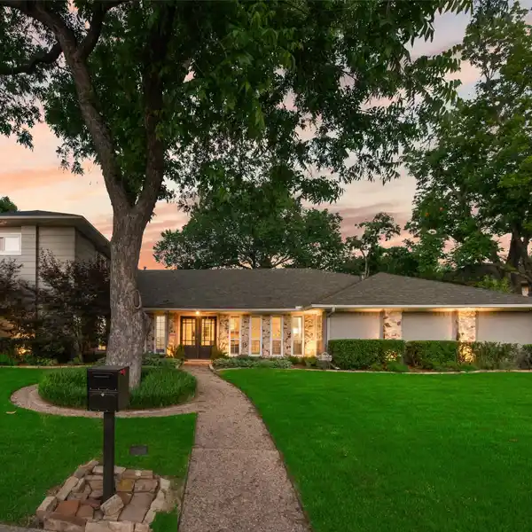UPDATED ELEGANCE IN PRIME LOCATION