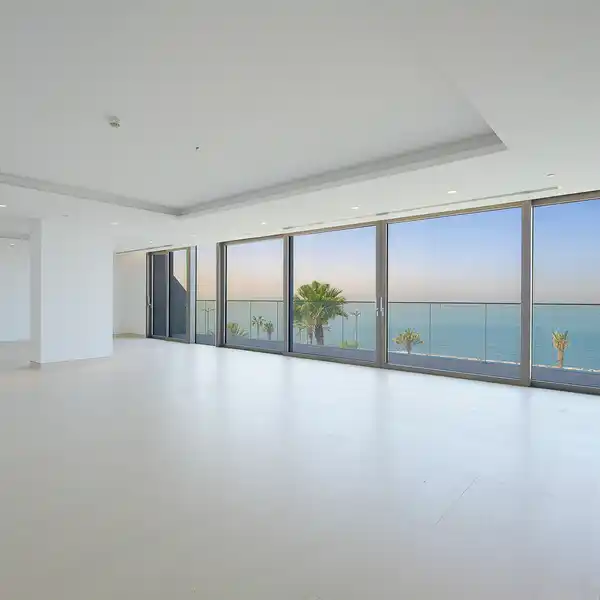 SPACIOUS APARTMENT WITH UNOBSTRUCTED GULF VIEWS