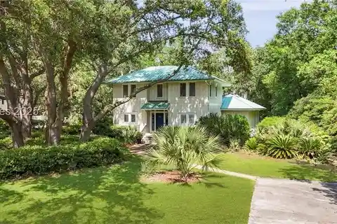 Just Steps from the Beach, This Beautifully Maintained 3-bedroom, 2.5-bath Second-row Home Is a Rare Find in Port Royal.
