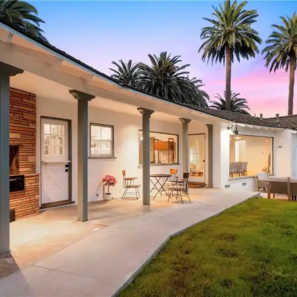 MOVE-IN READY OR DESIGN YOUR OASIS