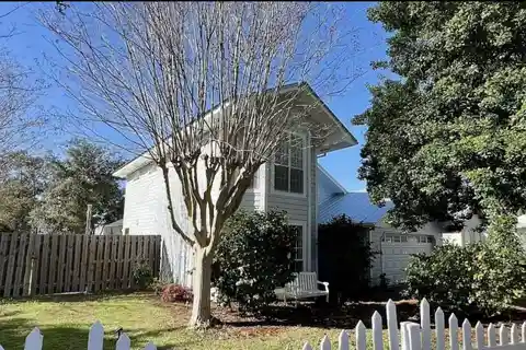 Coastal Luxury in Seabreeze