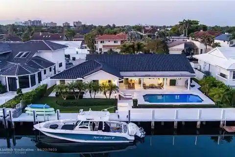 Coastal Contemporary Deepwater Estate