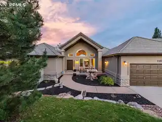 Luxurious Ranch Retreat on Private Cul-De-Sac