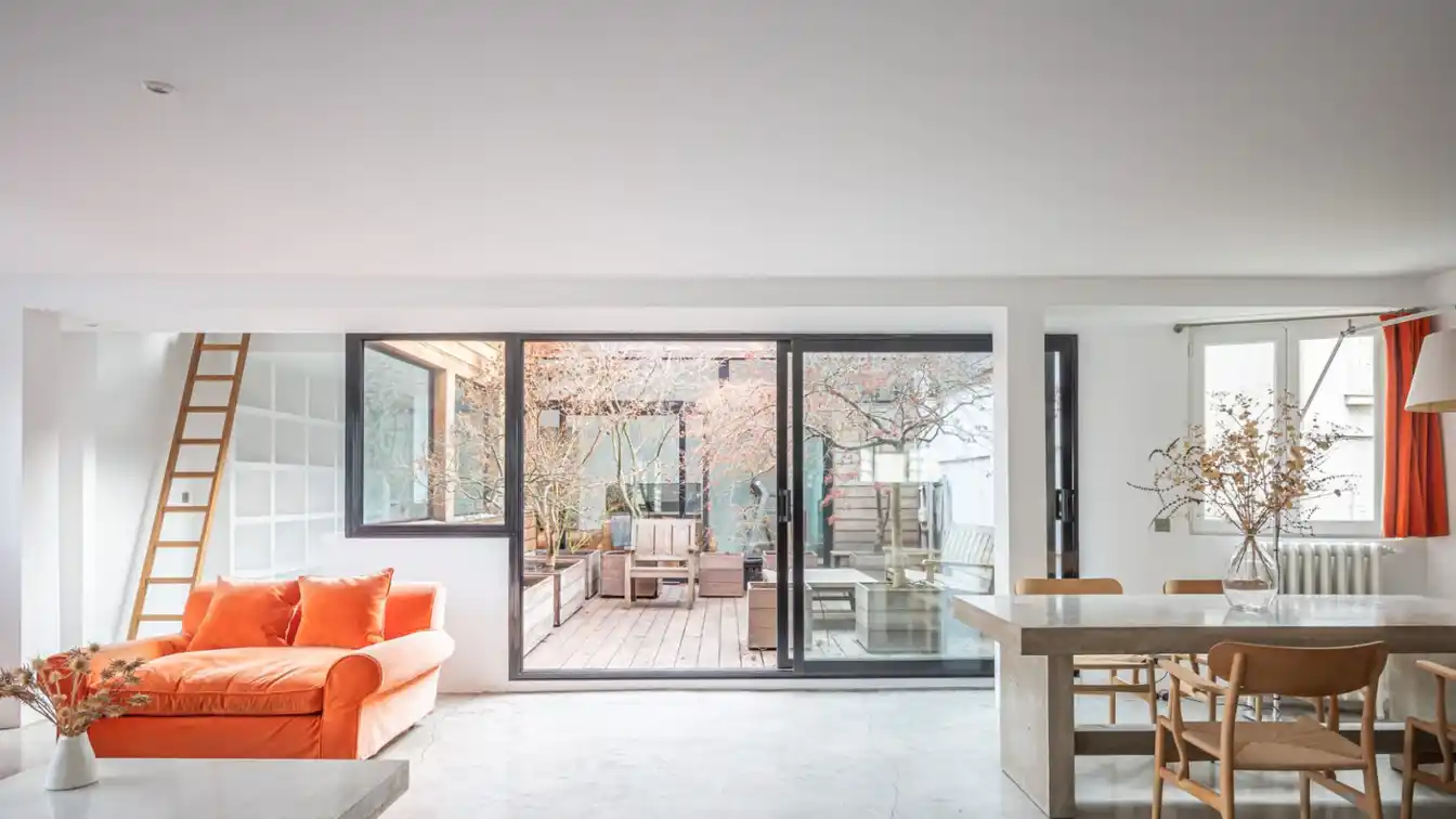 Redesigned Loft in a Former Warehouse