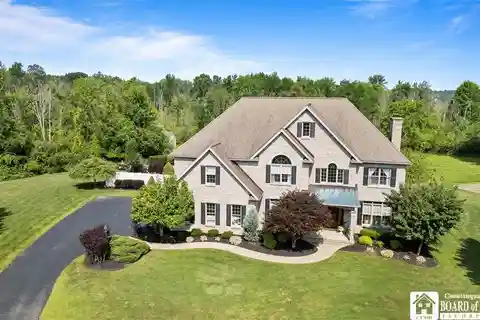 Custom Beauty on Nine-Plus Acres