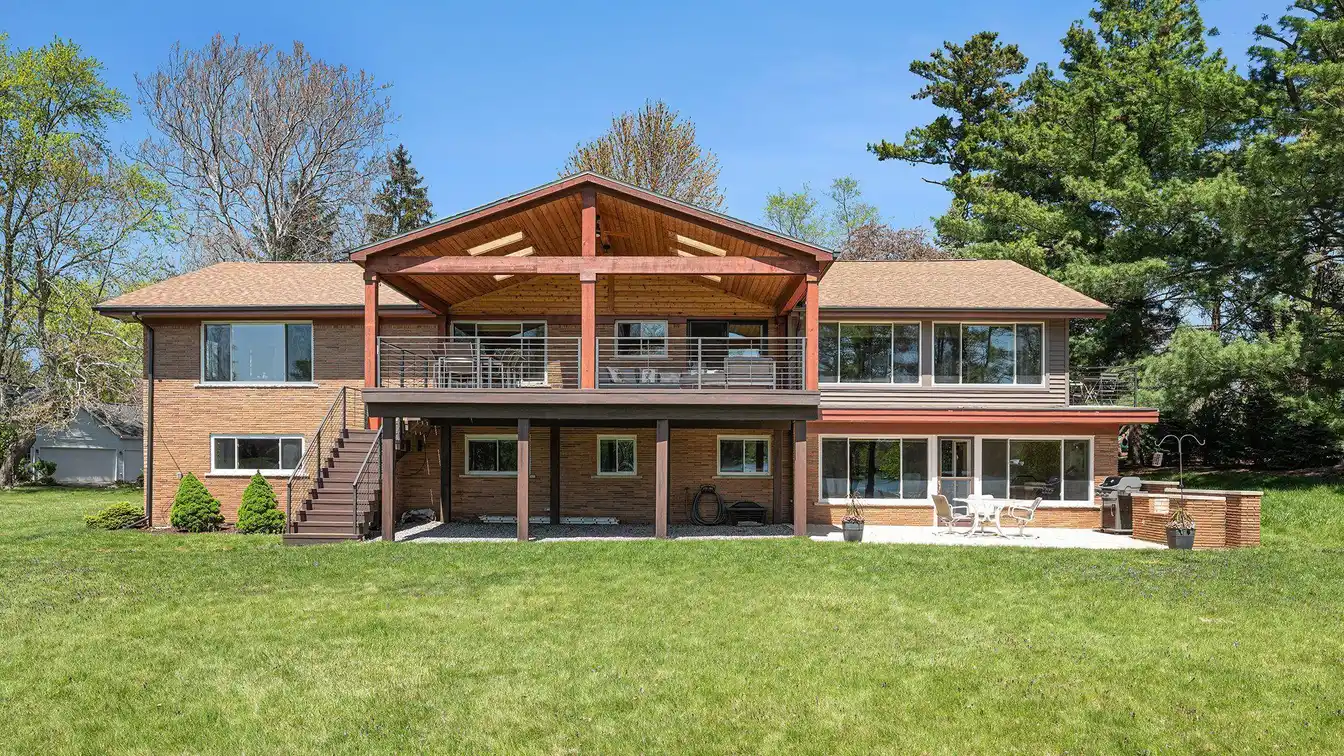Stunning Ranch with Panoramic Lake Views