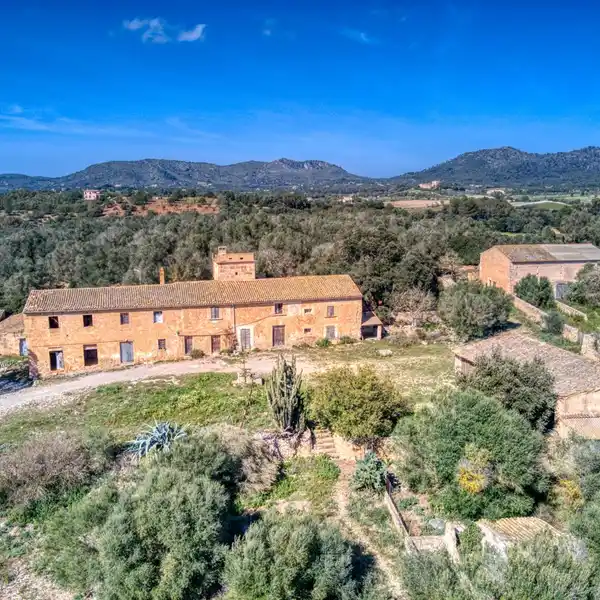 FANTASTIC HISTORIC FINCA IN SANT LLORENç DES CARDASSAR