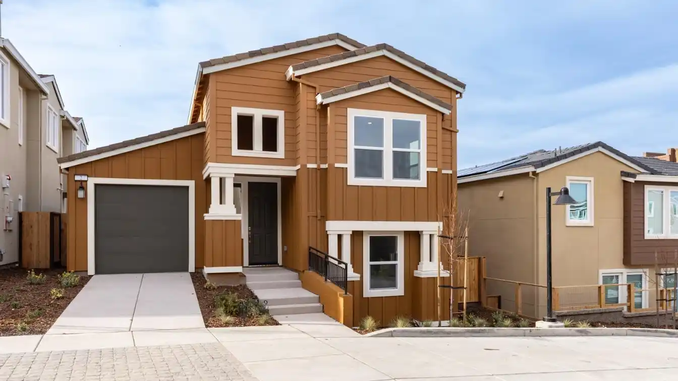 Stunning Split-level Home in Quarry Heights