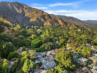 Victorian Charm Surrounded by Nature’s Beauty