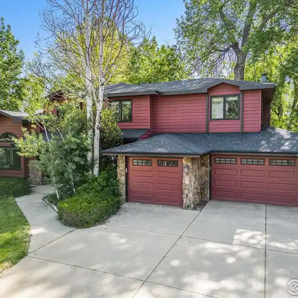 BEAUTIFULLY REFRESHED HOME ON OVER HALF AN ACRE
