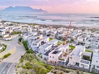 Luxurious Estate Living at Waters Edge - Big Bay