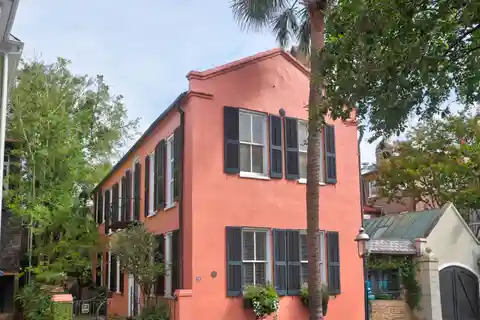 Wonderful French Quarter Location
