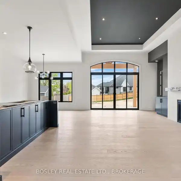 ELEGANT OPEN-CONCEPT HOME WITH DESIGNER FINISHES