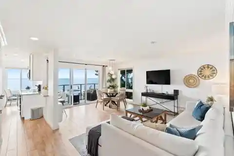 Exceptional Condo in a Prime Location