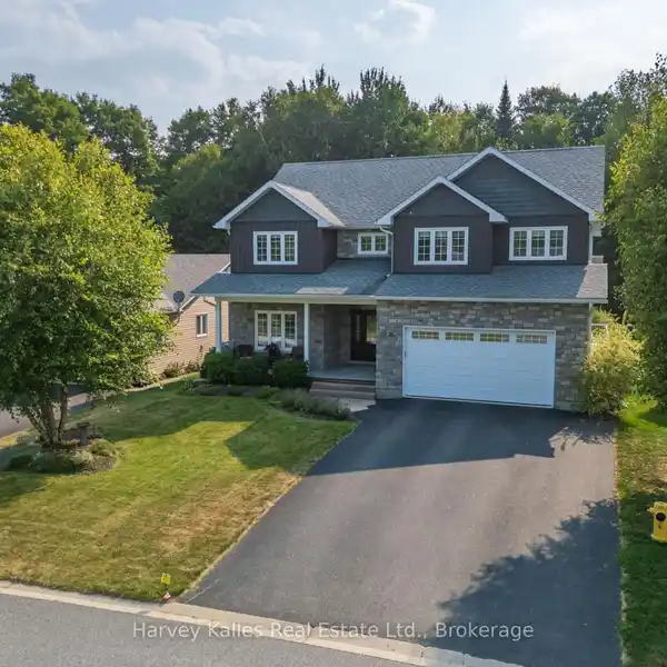 EXPANSIVE CUSTOM HOME DESIGNED FOR ELEVATED FAMILY LIVING