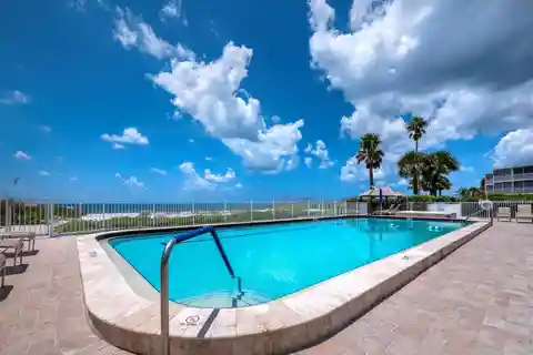 Renovated Retreat in the Westchester on Longboat Key