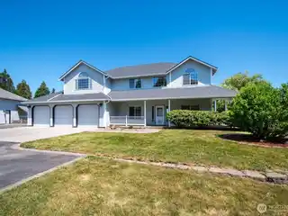 Spacious Custom Home in a Peaceful Setting