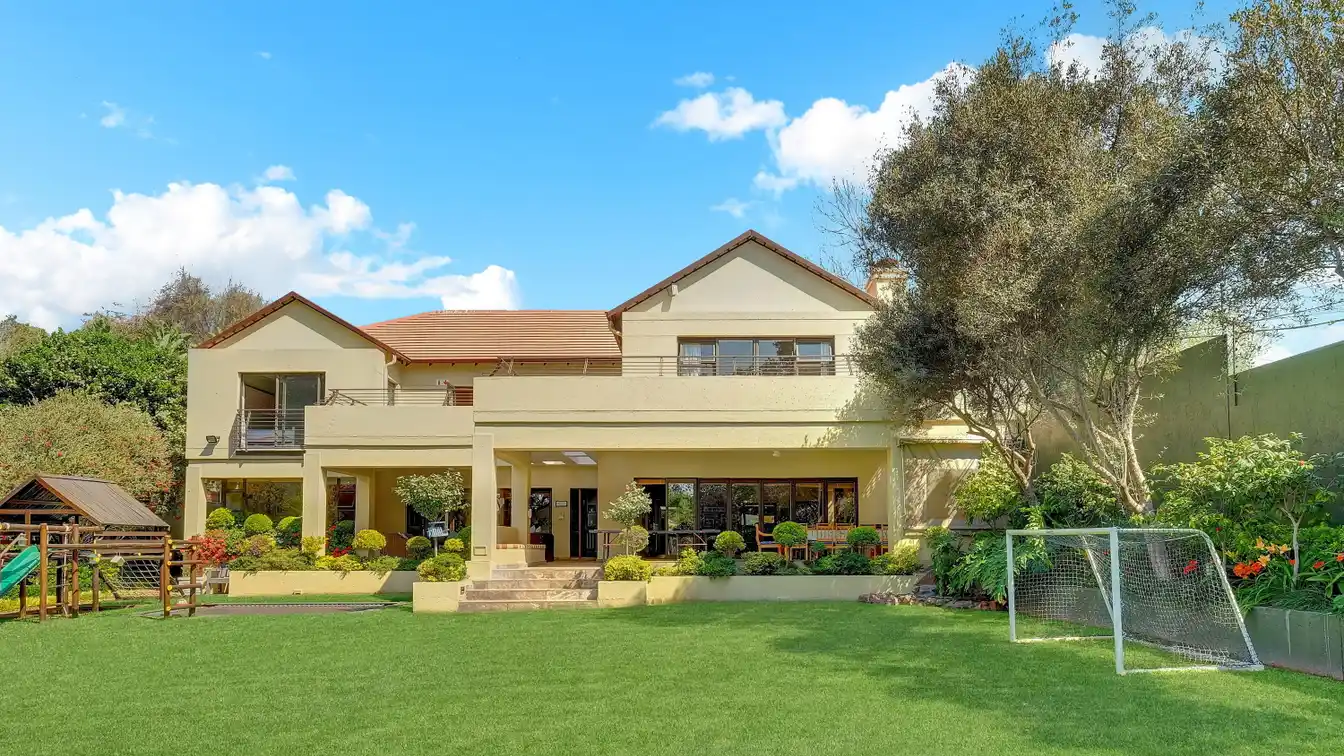 10 Bedroom House for Sale in Orchards