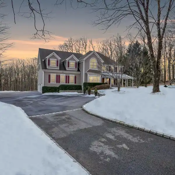 SOPHISTICATION AND PRIVACY ON HISTORIC BARNEGAT ROAD