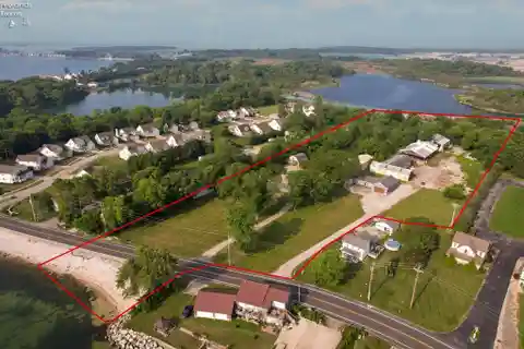 Nearly Seven Lakefront Acres