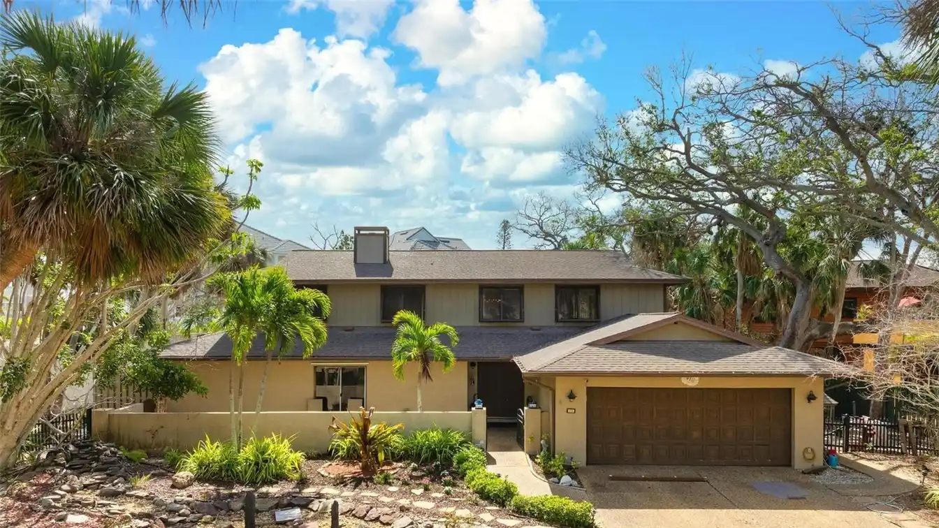 Beautiful Siesta Key Property