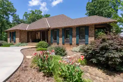 Custom Retreat Offering Relaxing Comfort