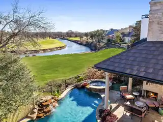 Luxurious Home in the Cliffs Community